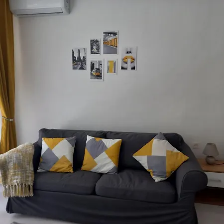 Small Apartment *